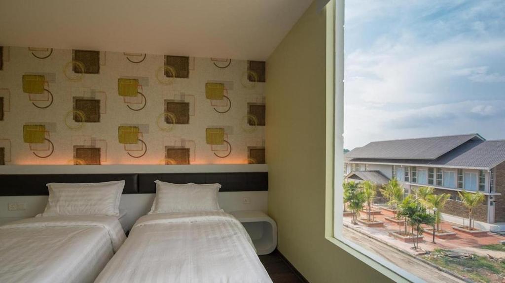 Riverfront Boutique Hotel Malacca Exterior photo
