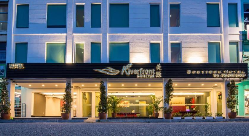Riverfront Boutique Hotel Malacca Exterior photo